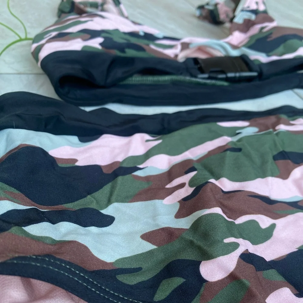 No boundaries Camouflage NEW Swimsuit Bikini Set swimwear Camo Medium Large